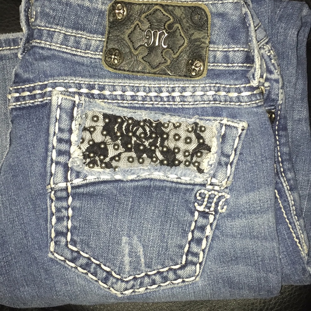 💲SOLD💲size29 miss me Black lace jeans